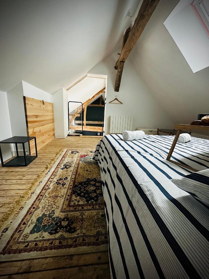 La Vie En Grange, La Loire Et Les Chateaux Dhuizon Eksteriør billede
